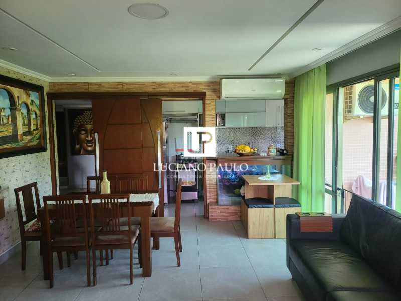 067f3a94-1280-47b4-b3d0-d8e3b8 - 6