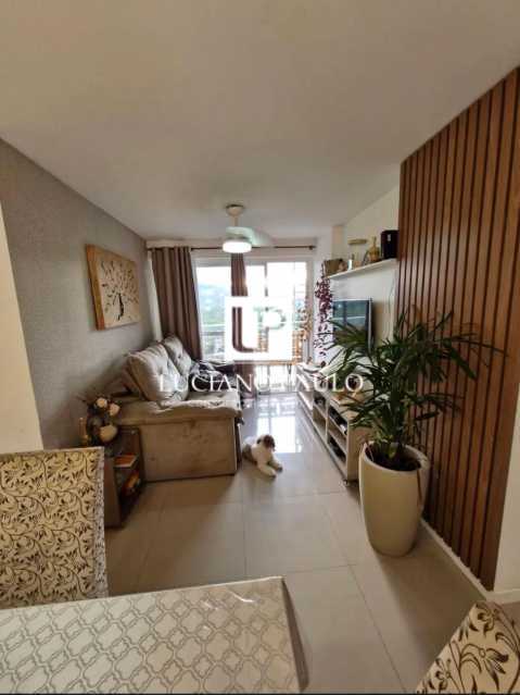 bf76e1e0-dd1c-49fd-a2e9-55f389 - 5