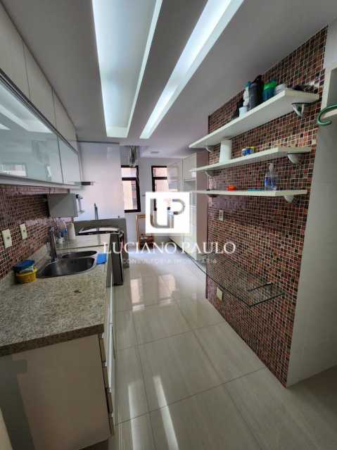 bb9c165d-8e59-4a02-80e9-ac305d - 30