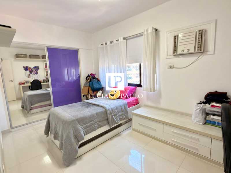 035ecb35-5fd1-4a42-9959-8d3326 - 24