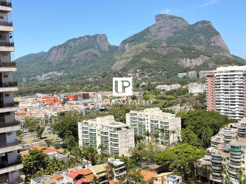 c5cbb946-ce54-4d7a-8f82-0540cd - 30