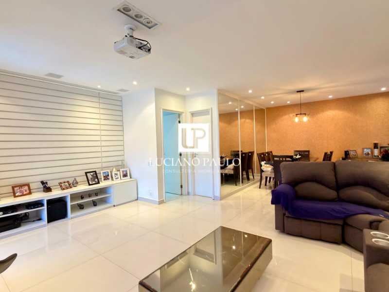 ad5f0978-6a5e-4ca2-ae6a-3c72f3 - 8