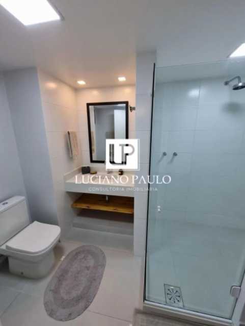 486b7562-ab71-4453-8302-49ee97 - 17