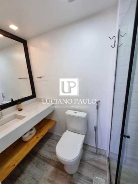 c8b6d770-d85e-46c1-a528-8b3eec - 11