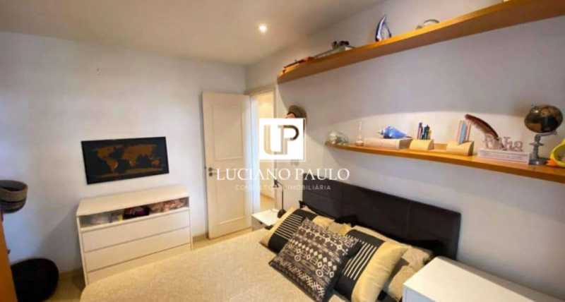 249b4d23-baa4-4ca5-8863-40ad45 - 21