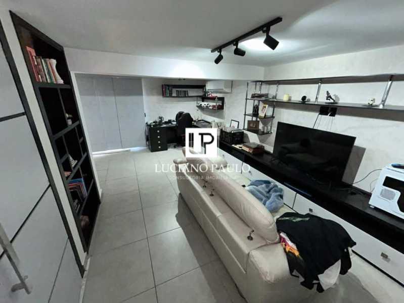 59c52f43-8d8c-4f1b-be23-838a5b - 19