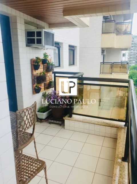 11e454dc-f1c4-4177-8a93-f26428 - 2