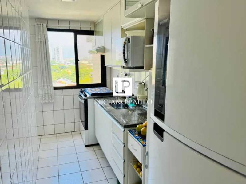 52dd6701-c088-4ecd-a2a0-8d301d - 17