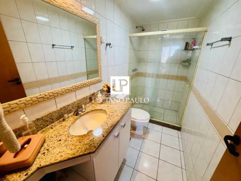 d1fd987f-f24e-4caf-a9d4-5553fd - 21