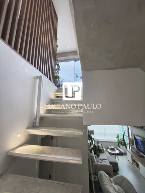 30a05242-8491-4cfd-ad05-e5efac - 8