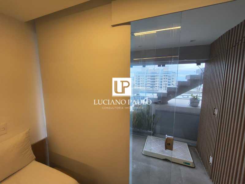 55df5225-7bd9-4e65-a410-b69a72 - 24