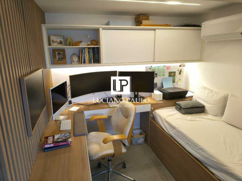 4853d070-6d1f-4d69-9602-3af42f - 23