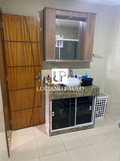 74c4b2d9-8d26-4ff3-ba12-407751 - 24