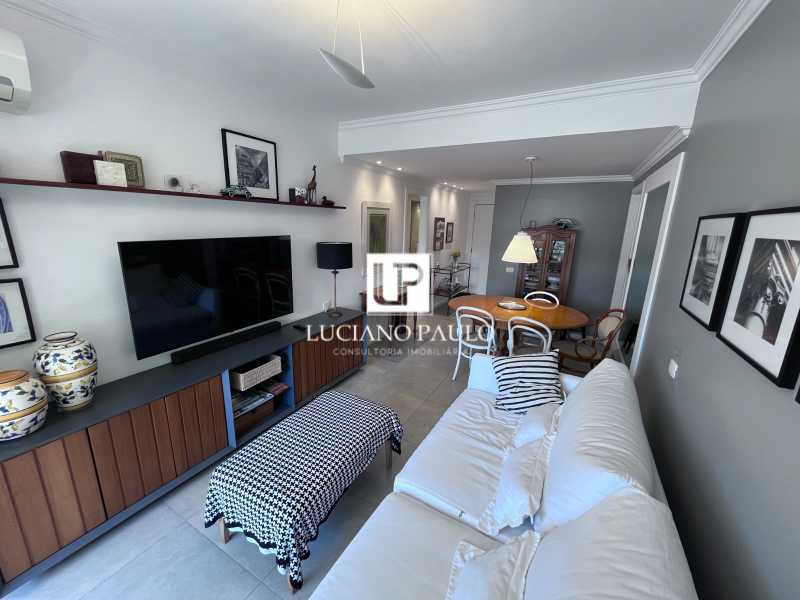 0e67c711-7118-4099-aa51-15ea94 - 6