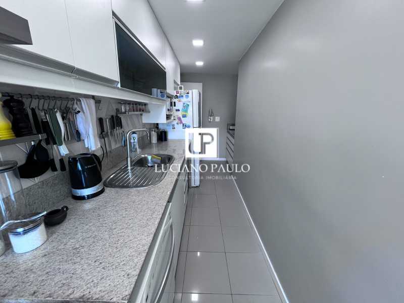 047a0785-587f-4bb0-8f30-e44d4a - 25