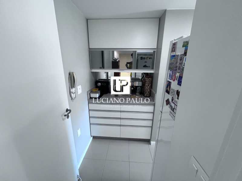 80f41802-b982-4e23-803b-08652e - 24