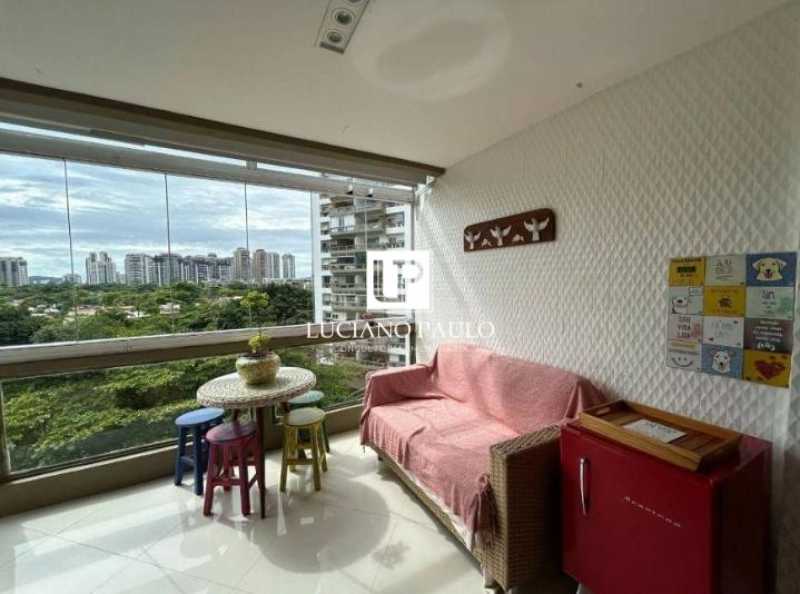 74520ab7-59e9-44d7-8ca9-4d959a - 12