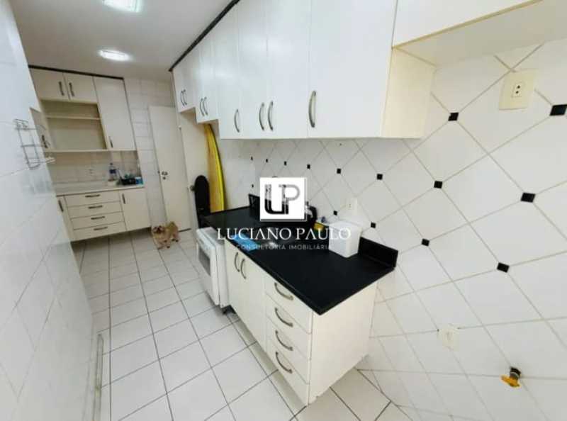 05e9a6d5-1a33-470b-b16c-69b444 - 11