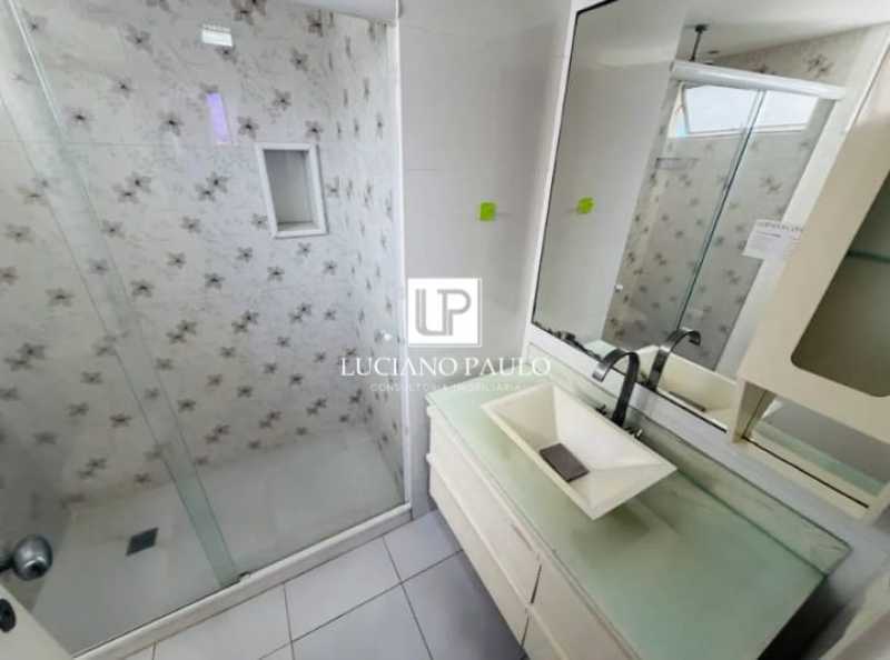 2582d2c1-8125-49ff-a805-8a8028 - 9