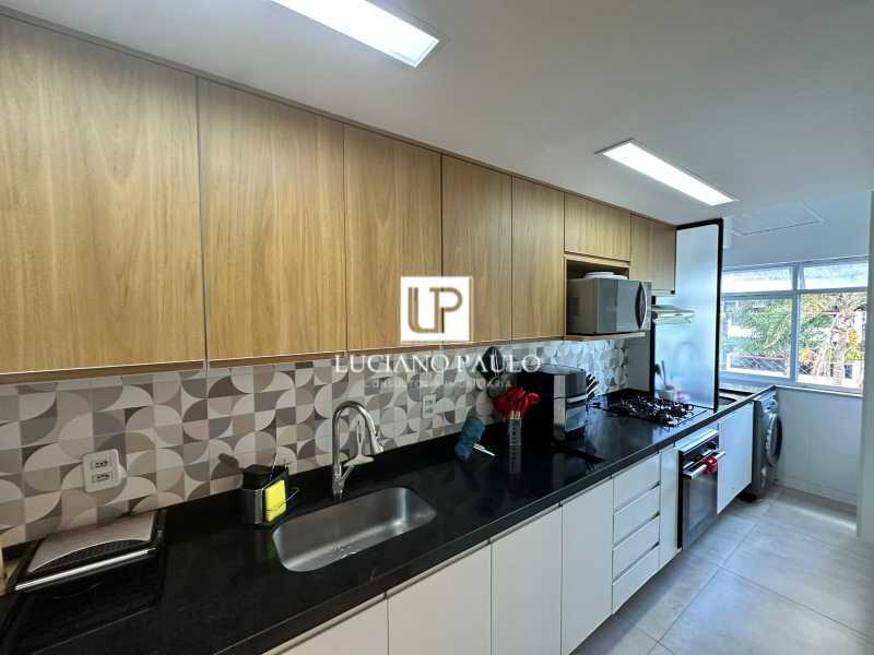 a633b5c6-fe50-46f7-96d2-8ce9ec - 16