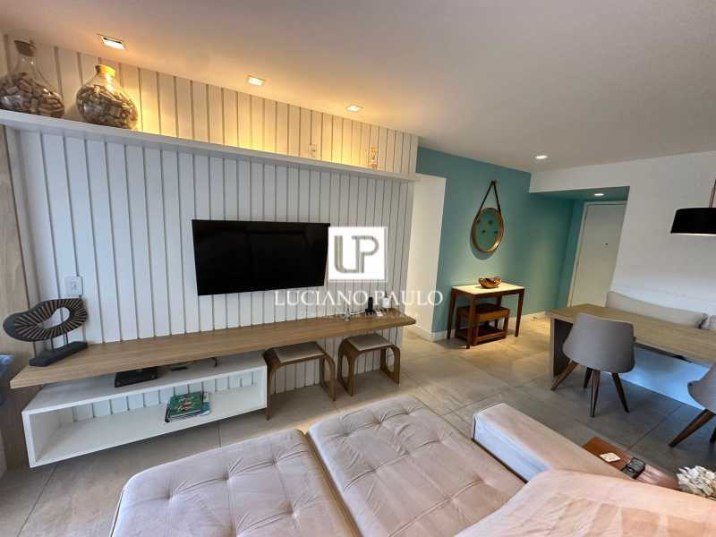 b6d078bb-5776-424d-86ad-66d54f - 1