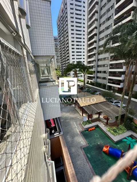 b6f65b9e-e771-48be-bfac-88d8ae - 9