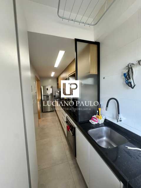 d40f5123-741e-41ea-8db0-c84c3a - 17