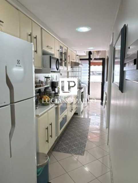 2d2778e9-b441-4bfc-8833-fbcdbc - 17