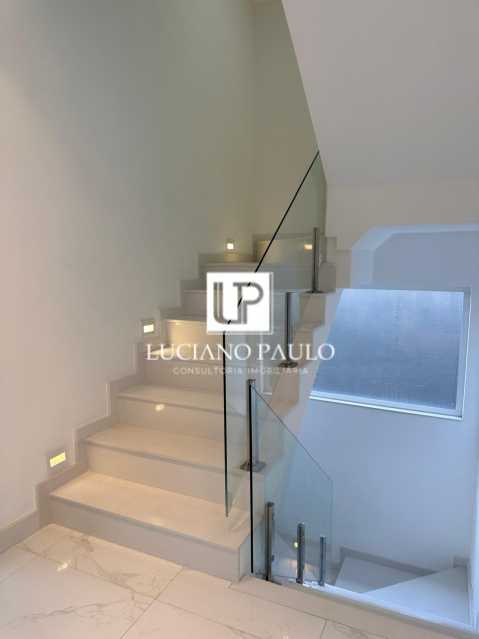 aedf9238-076d-4297-a75f-51d40b - 14