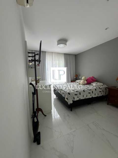 f7efbc8b-1ffe-404e-b800-362698 - 23