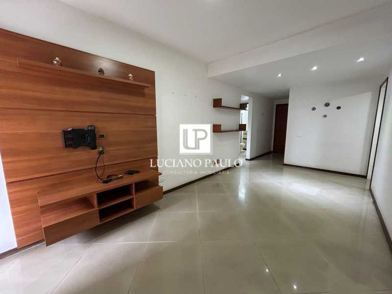 01eb9b26-7e37-4868-a2af-4096e9 - 16