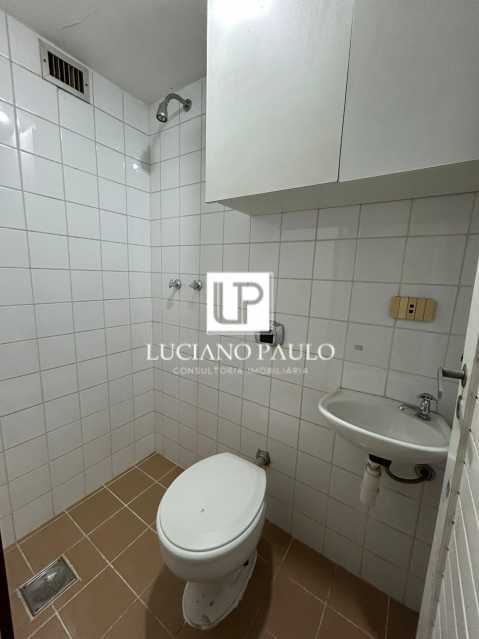 63dbaeb3-745b-4d8e-a170-aaeff3 - 30