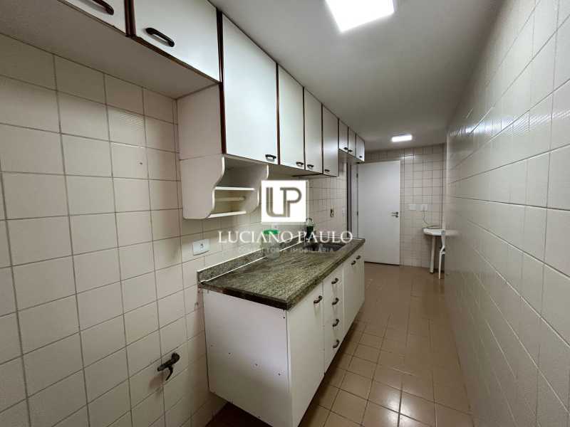 214c5520-1a3d-4dea-b6c9-44e70d - 28