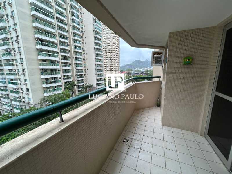 649b2482-de83-4df7-9db3-338007 - 5