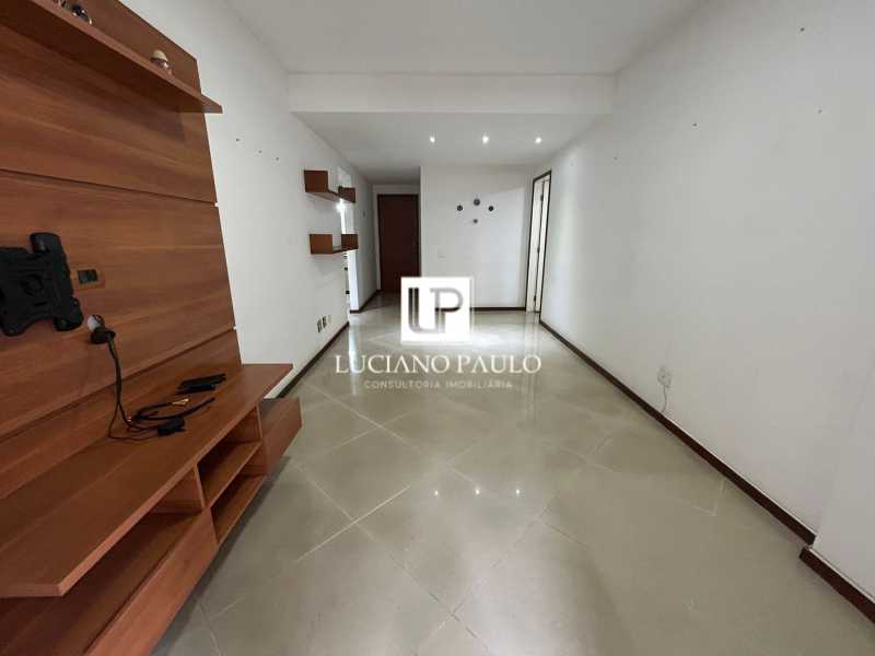 d0a5d085-55c2-4510-8195-bb0a86 - 13