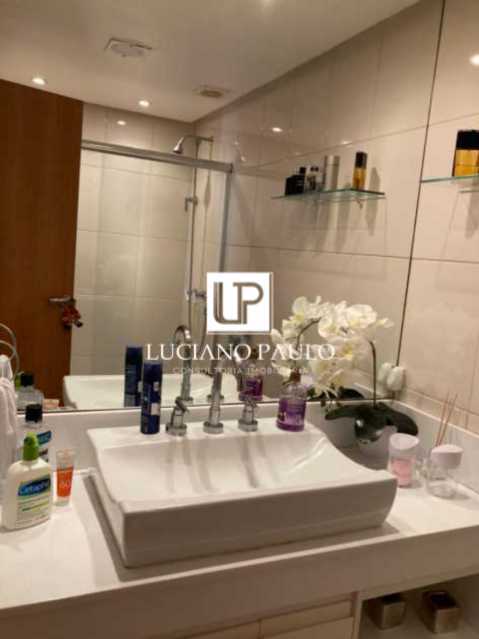 0c82f9dd-ea70-49f1-a882-7cd496 - 12