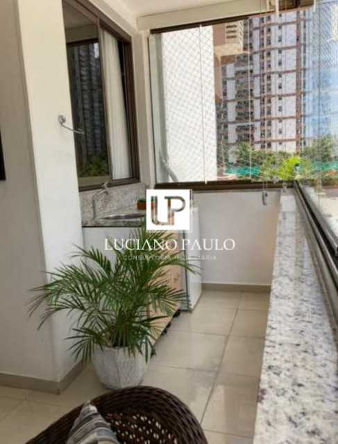 7d16ff11-c8c3-41b7-b435-73c272 - 6