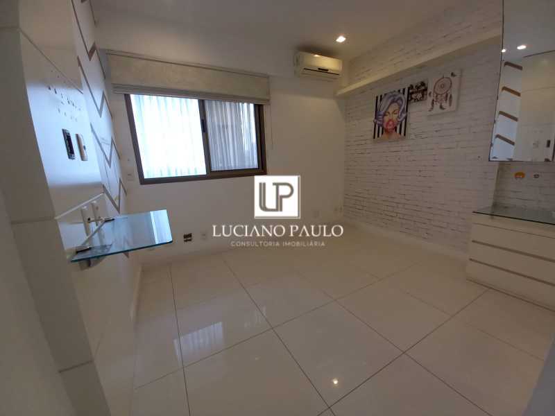 06091565-c769-4560-b6bf-2e7bf8 - 18