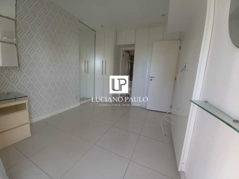 ede7d9e0-c969-4300-828b-a879b1 - 23