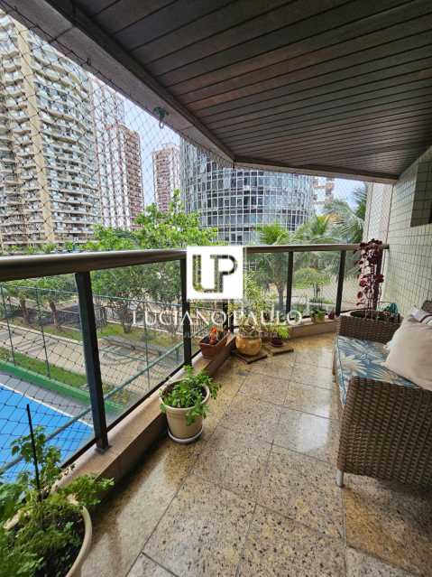 0fbfdd6c-f2f0-445d-8281-640441 - 2