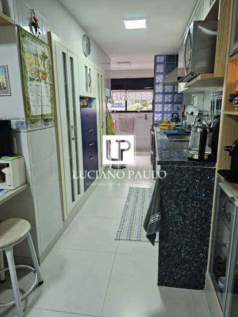 b537bae2-a564-444c-b4ca-a550c5 - 24