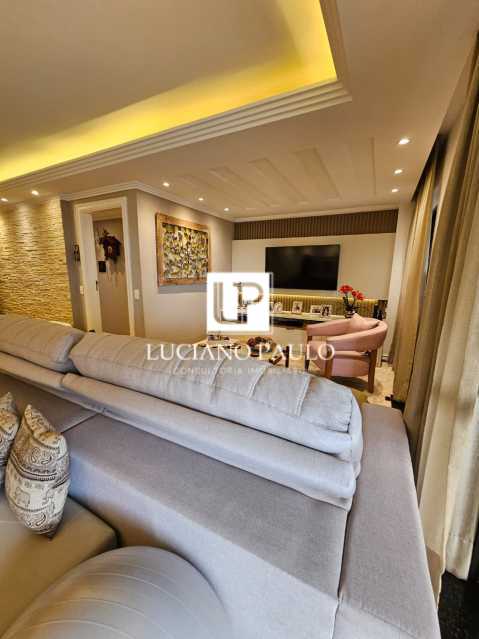 c694af51-6067-47db-9e45-b2a45b - 10