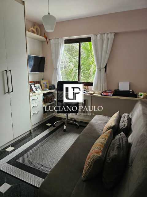 c8310df0-6be6-4412-b7f8-bbf748 - 20