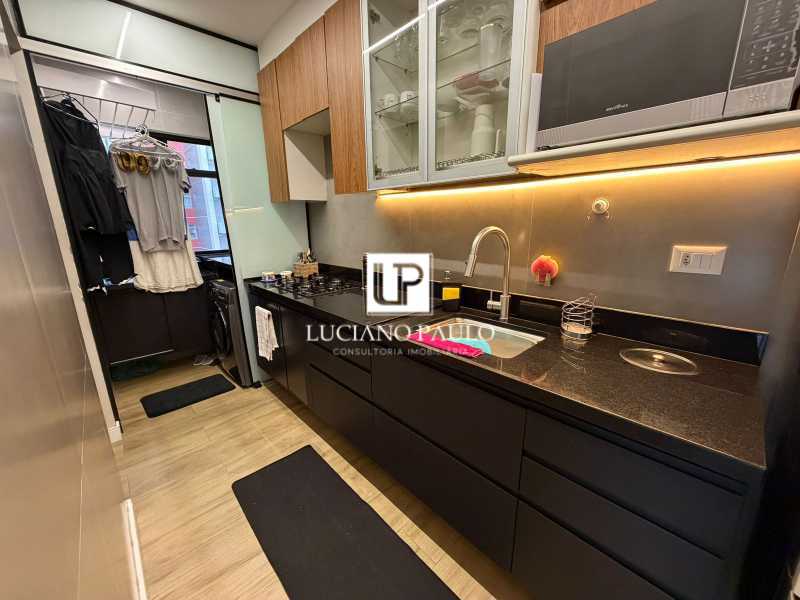 4b3e6c95-c5c0-43b3-8c1a-ec4907 - 10