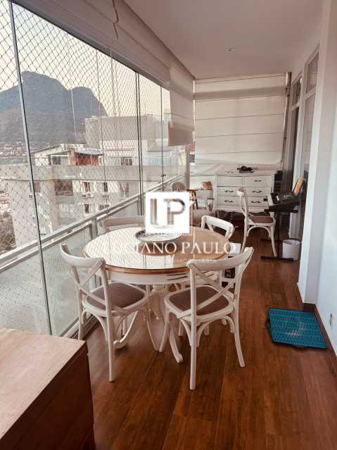 5d0af934-16cc-4633-811d-2d4109 - 12