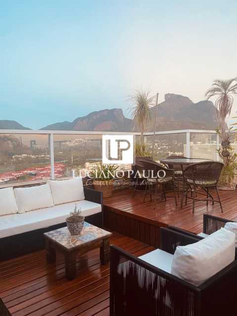 5dc9496b-c035-4ce9-b989-93ac59 - 4