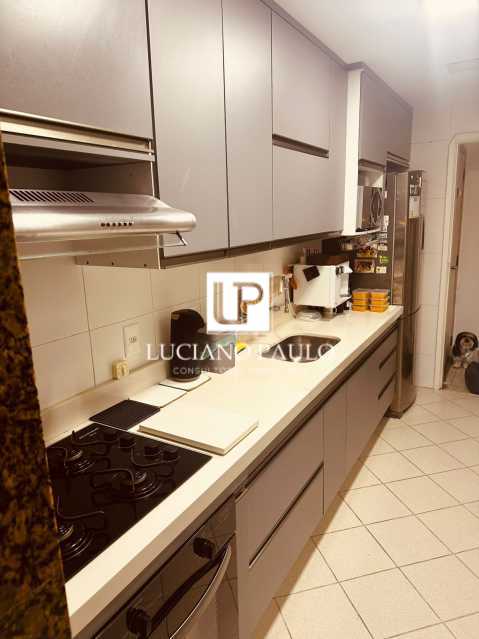 73e514d7-1ba2-4c3a-ad15-25a399 - 30