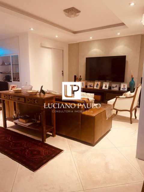 8130d7b1-1096-4b1b-af16-805f9d - 17