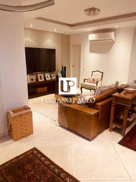 30501176-6285-4a75-bcf6-a24d35 - 18