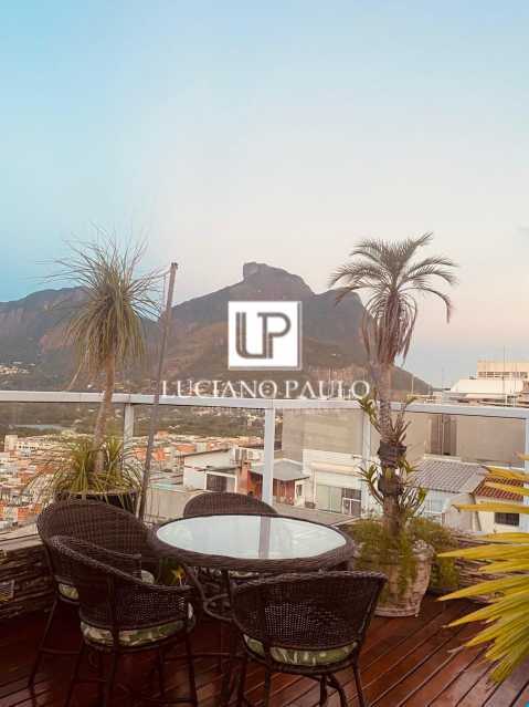 a960d0f3-aabd-4fe9-a553-4320cb - 3